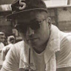 Meet your Posher, Dee jay